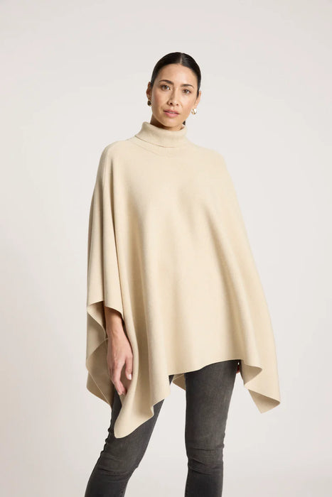 Samira Poncho