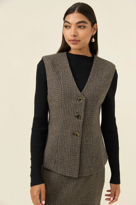 Cassidy Vest