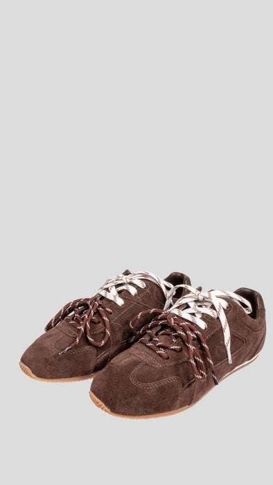 3001 Balance Sneaker