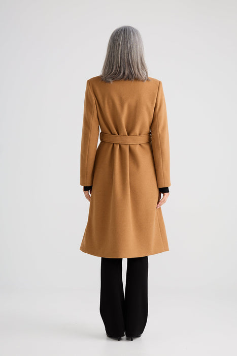 Julianne Coat