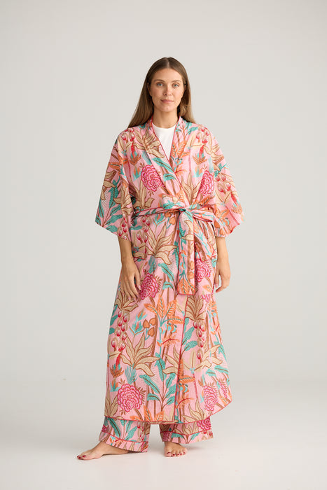 Salutation Robe