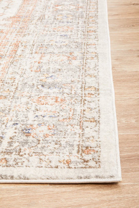Lori Floor Rug in Silver