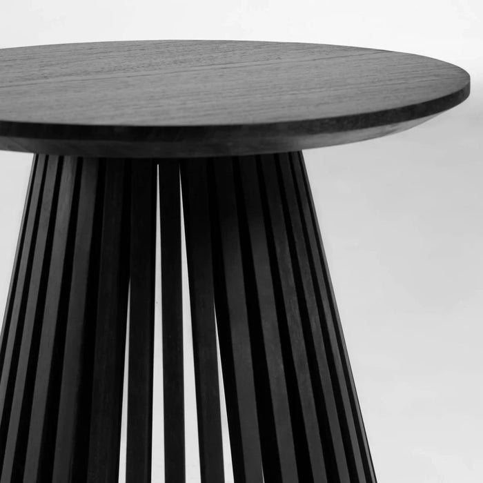 Irune Side Table in Black